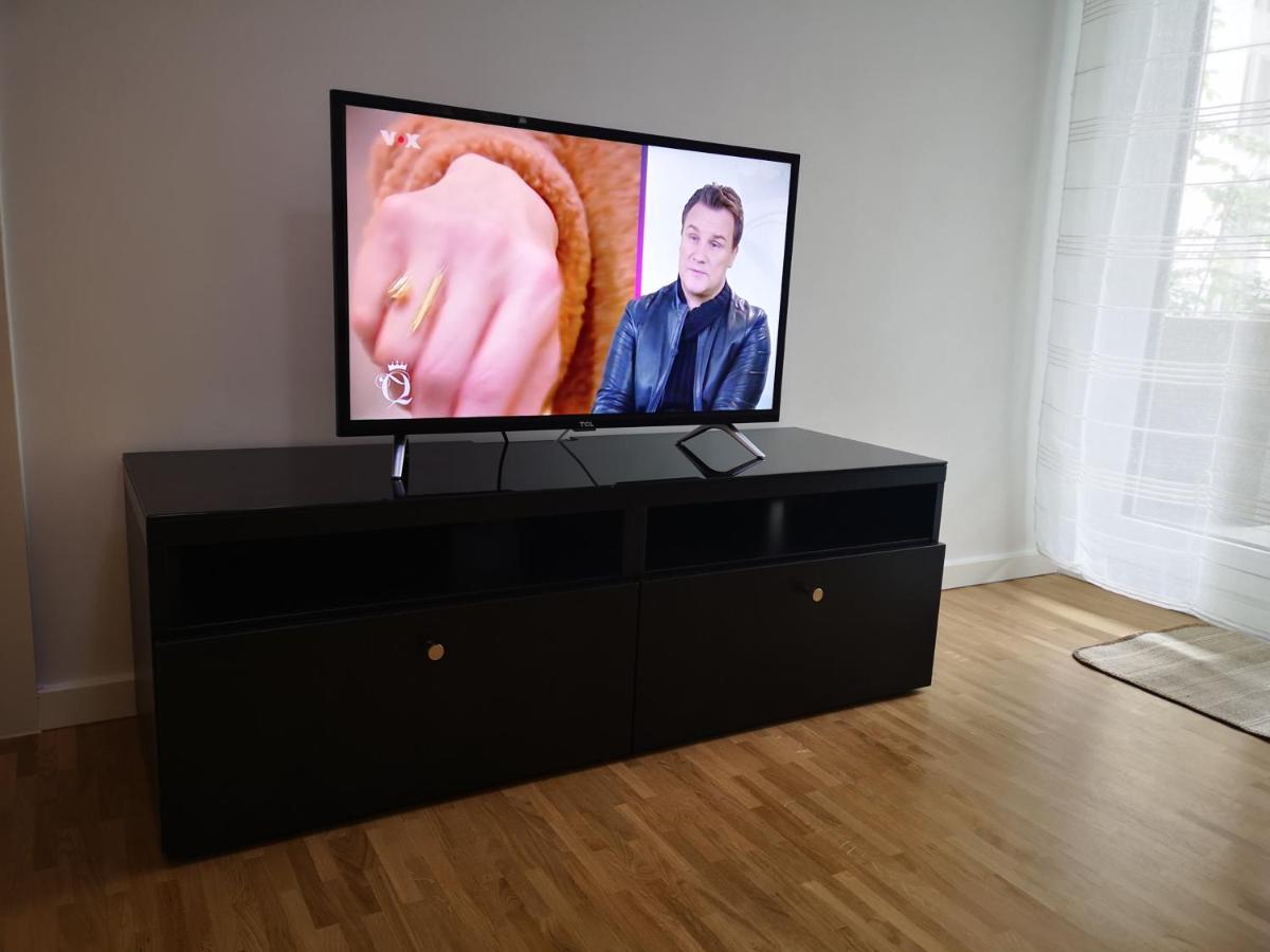 Apartment Near Fair And Central City In Few Min, With Garden Frankfurt am Main Luaran gambar