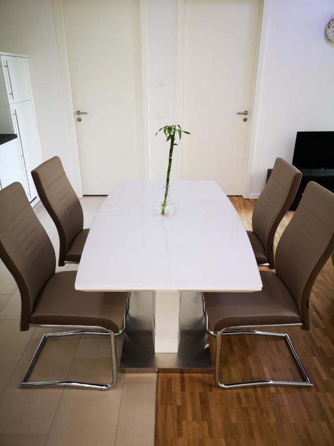 Apartment Near Fair And Central City In Few Min, With Garden Frankfurt am Main Luaran gambar