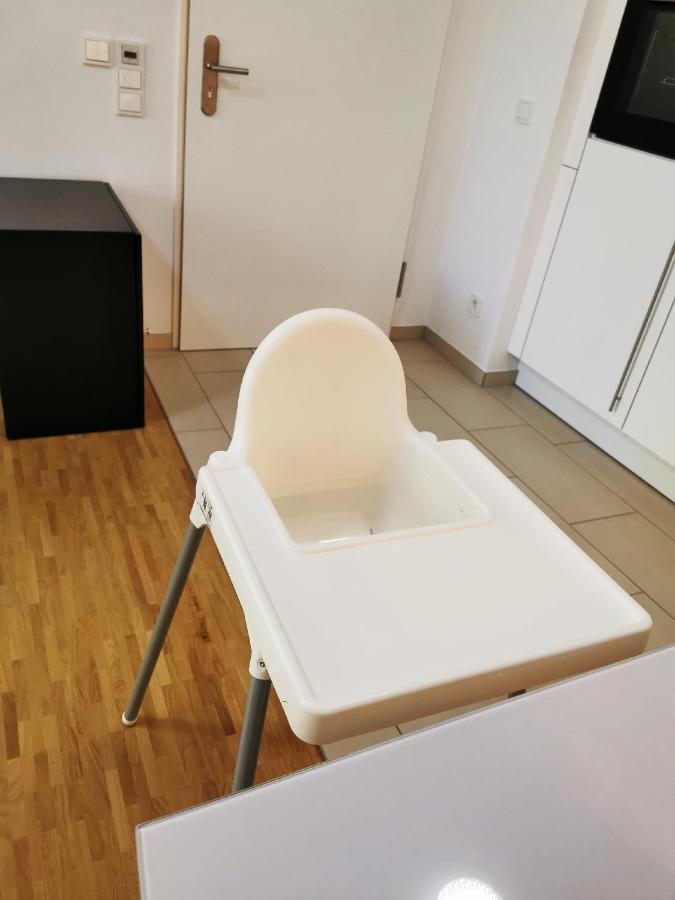 Apartment Near Fair And Central City In Few Min, With Garden Frankfurt am Main Luaran gambar